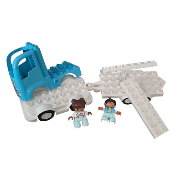 Lego Duplo Alphabet Truck - Picture 6 of 6